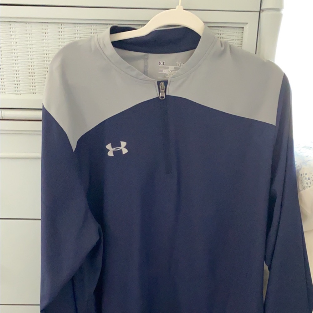 UA cage jacket. Long sleeve.